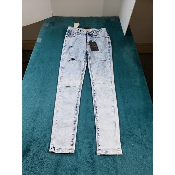 Great Smoky Jeans 7 Womens Blue Acid Stretch Pants Soft High Rise Skinny NWT - Picture 1 of 15